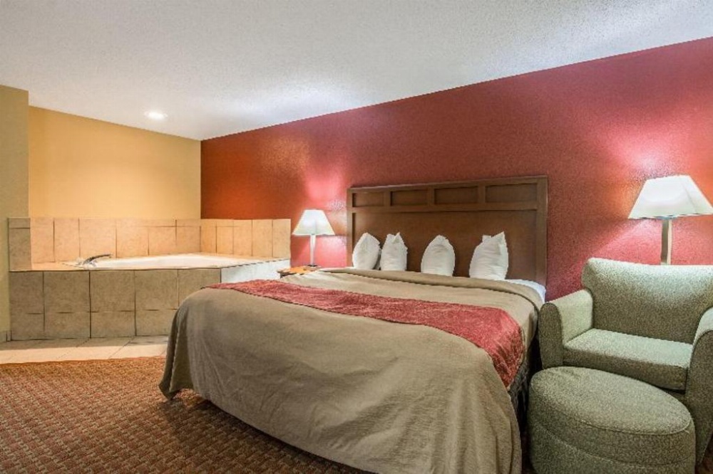 Red Roof Inn & Suites Little Rock Image 15