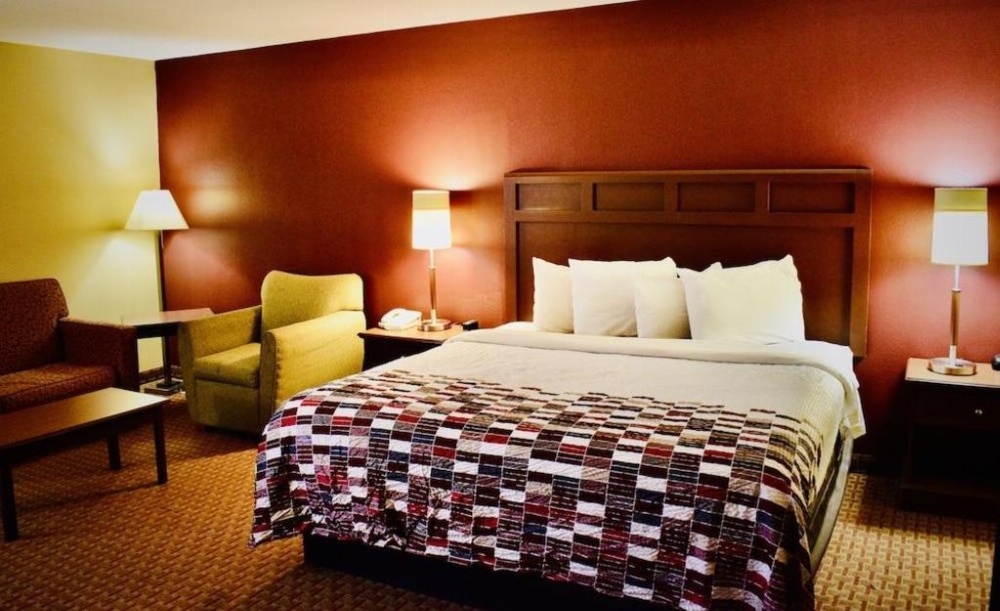 Red Roof Inn & Suites Little Rock Image 17