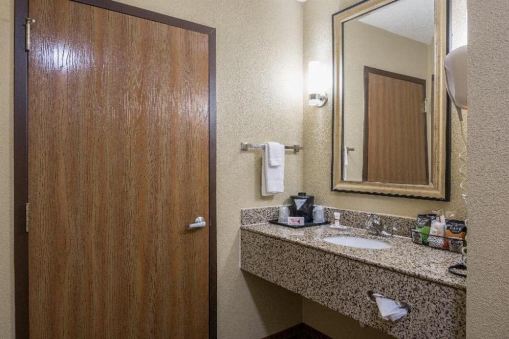 Red Roof Inn & Suites Little Rock Main image