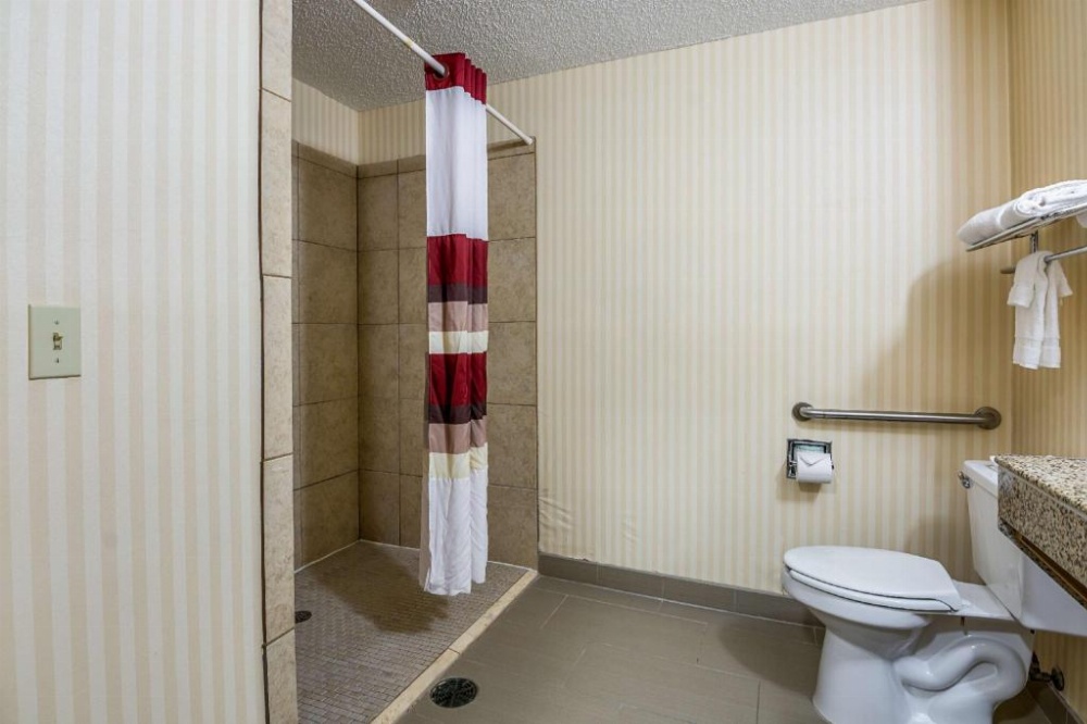 Red Roof Inn & Suites Little Rock Image 21