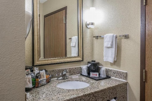 Red Roof Inn & Suites Little Rock image 29