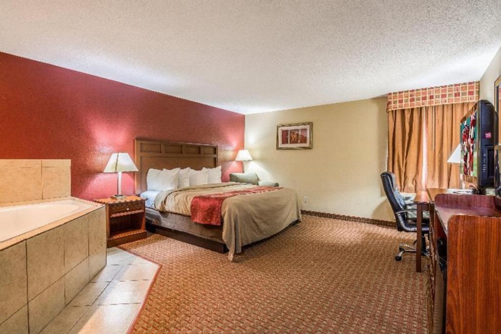 Red Roof Inn & Suites Little Rock Image 36